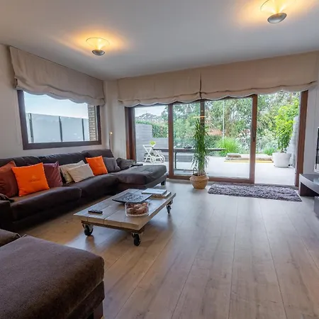 Vakantiehuis Residencial Bella Donna Lux House, Jacuzzi Y Piscina Privada