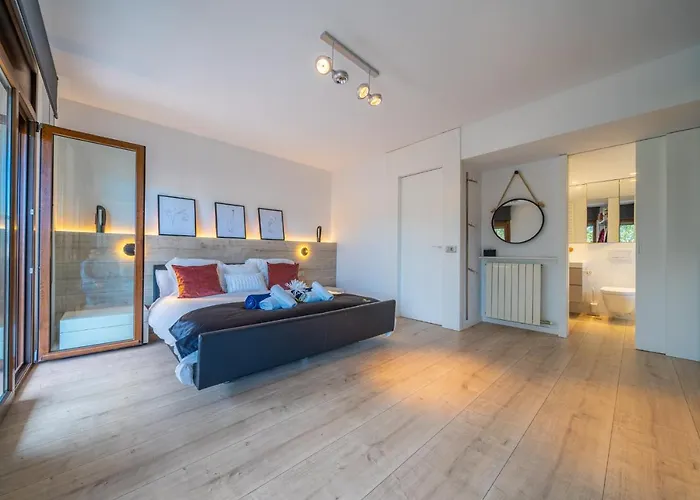 Dom wakacyjny Residencial Bella Donna Lux House, Jacuzzi Y Piscina Privada