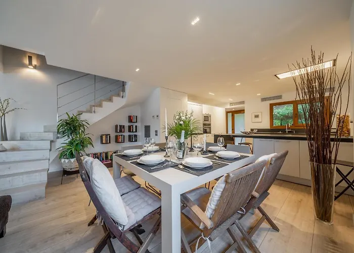 Ferienhaus Residencial Bella Donna Lux House, Jacuzzi Y Piscina Privada *