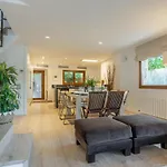 Residencial Bella Donna Lux House, Jacuzzi Y Piscina Privada Prázdninový dům