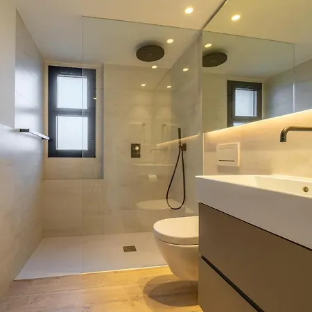 Residencial Bella Donna Lux House, Jacuzzi Y Piscina Privada Nyaraló *